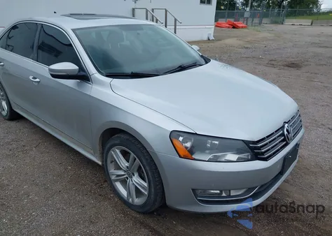 2013 Volkswagen Passat 2.0L Tdi Se из США, поврежденный, VIN 1VWBN7A30DC056730